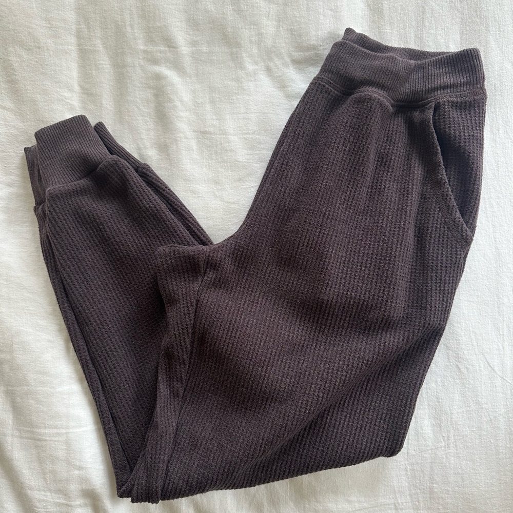Aerie Cozy Waffle Knit Joggers - Size Small (Gray/Brown)